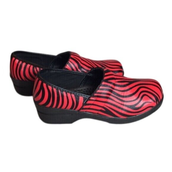 Rasolli Red & Black Zebra Print Slip-On Shoes Size 8.5 - Picture 2 of 6
